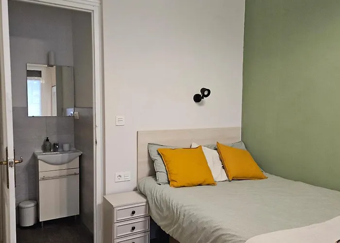 River - Private Wc Homestay